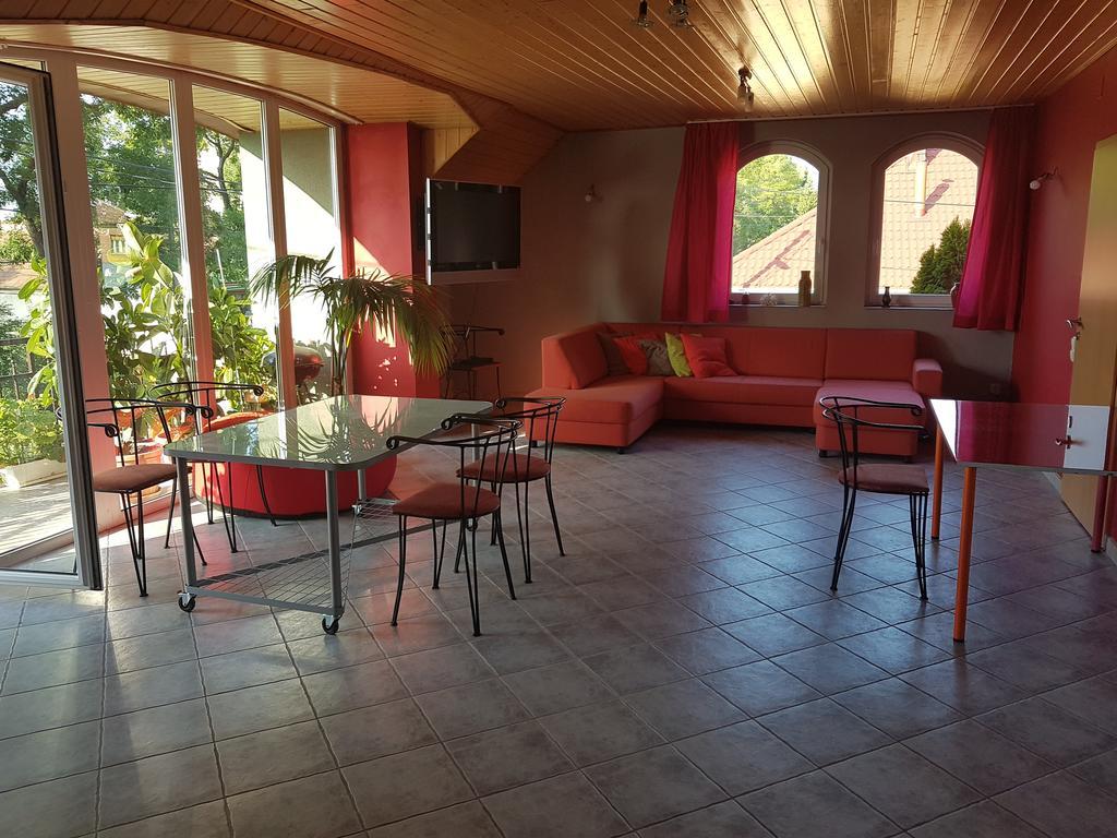 Szigeti Apartmanhaz Pécs Eksteriør bilde